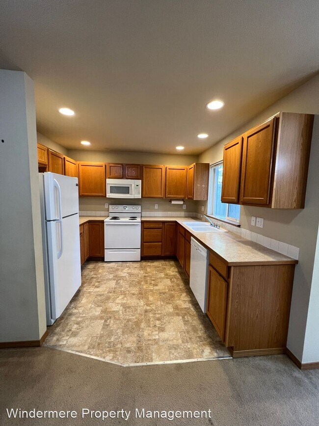 Building Photo - 3 br, 2.5 bath House - 6878 Aquene Loop Ne