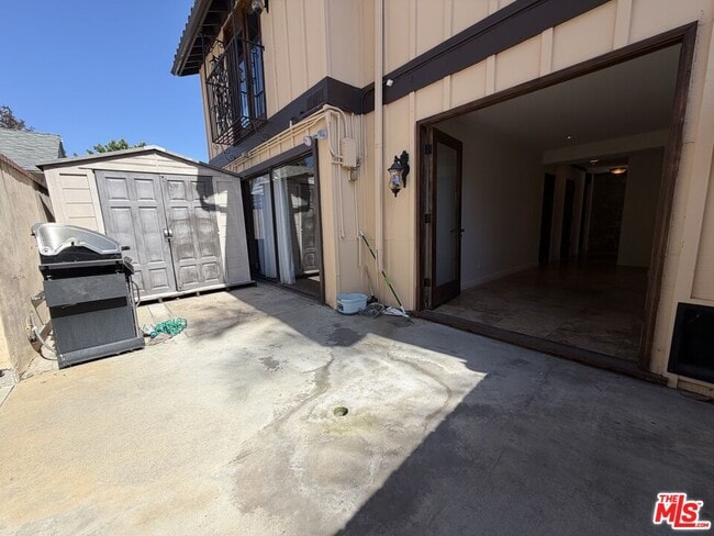 Building Photo - 12841 Landale St