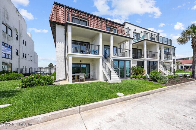 Building Photo - 2343 Costa Verde Blvd