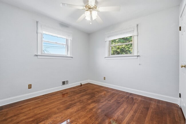 Building Photo - 3 bedroom ranch home in Portsmouth