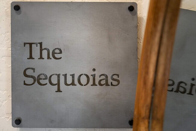 Building Photo - 43620 Washburn Dr