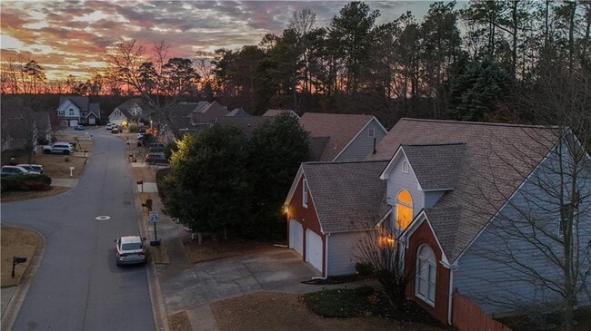 Building Photo - 994 Brentmoor Ln NW