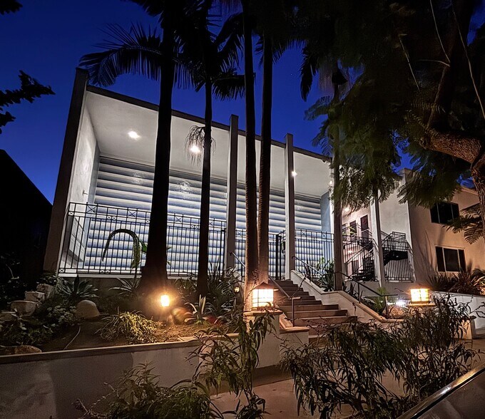 Building Photo - 1255 N HARPER Ave