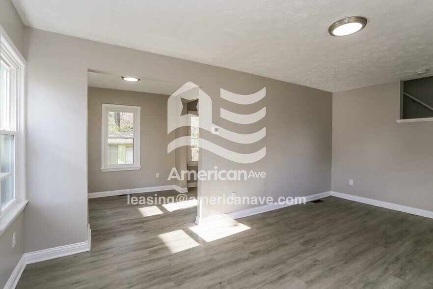 Building Photo - 701 Northview Ave