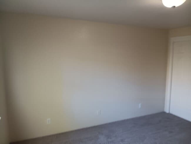 Building Photo - Cozy and Spacious Home for Rent