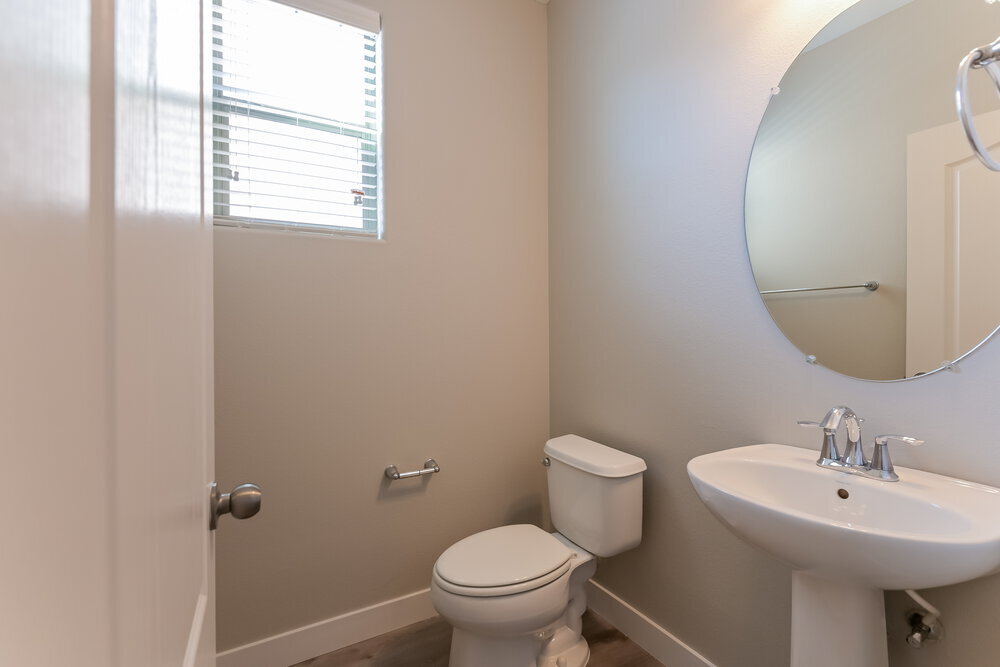 Building Photo - 613 Bright Valley Pl