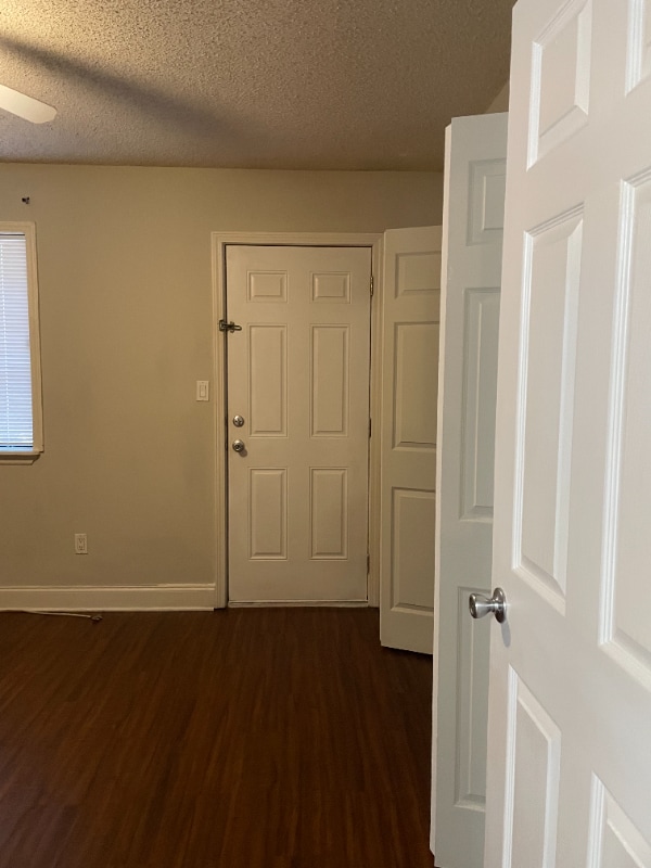 Building Photo - 2125 Sandpiper St