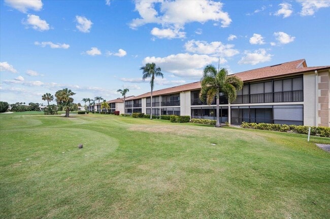Building Photo - 101 Pinecrest Cir