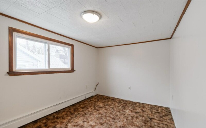 Building Photo - 412 Grove St