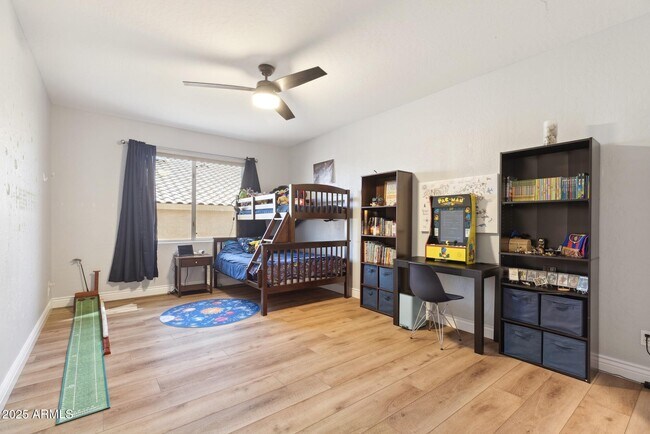 Building Photo - 1321 W Shellfish Dr