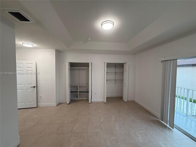 Building Photo - 13717 SW 171st Ln