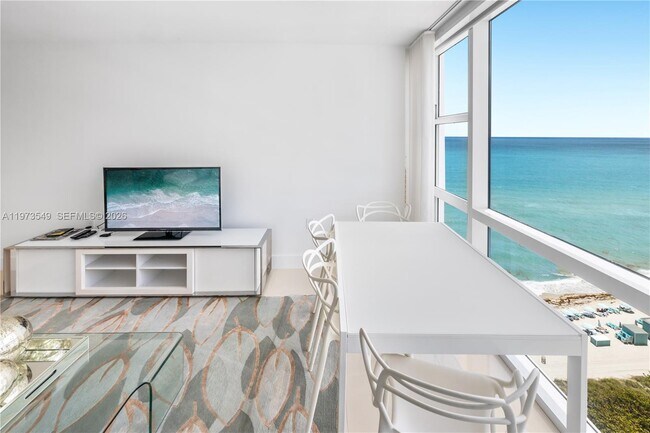 Building Photo - 6801 Collins Ave