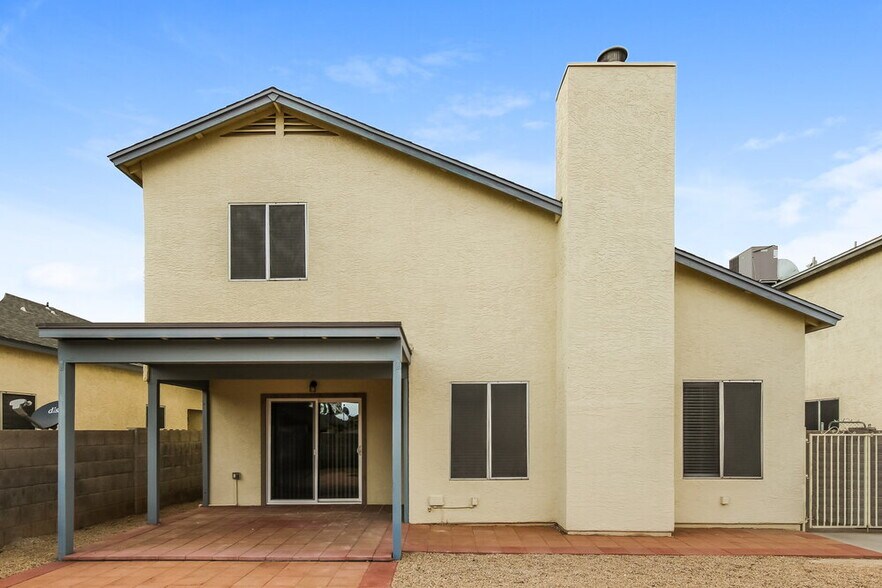Building Photo - 8841 W Villa Rita Dr