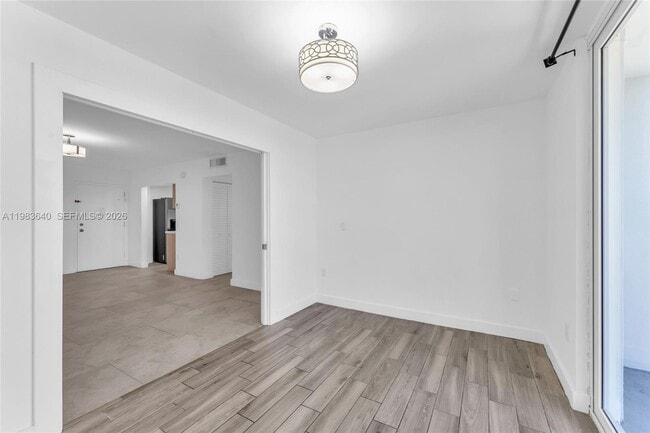 Building Photo - 1251 NE 108th St