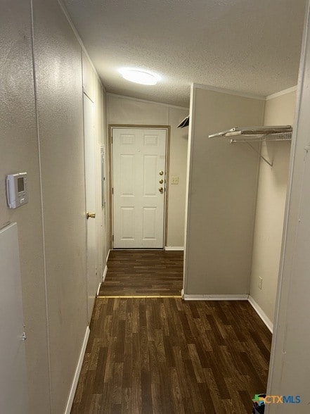 Building Photo - 5204 Tiffany Cir