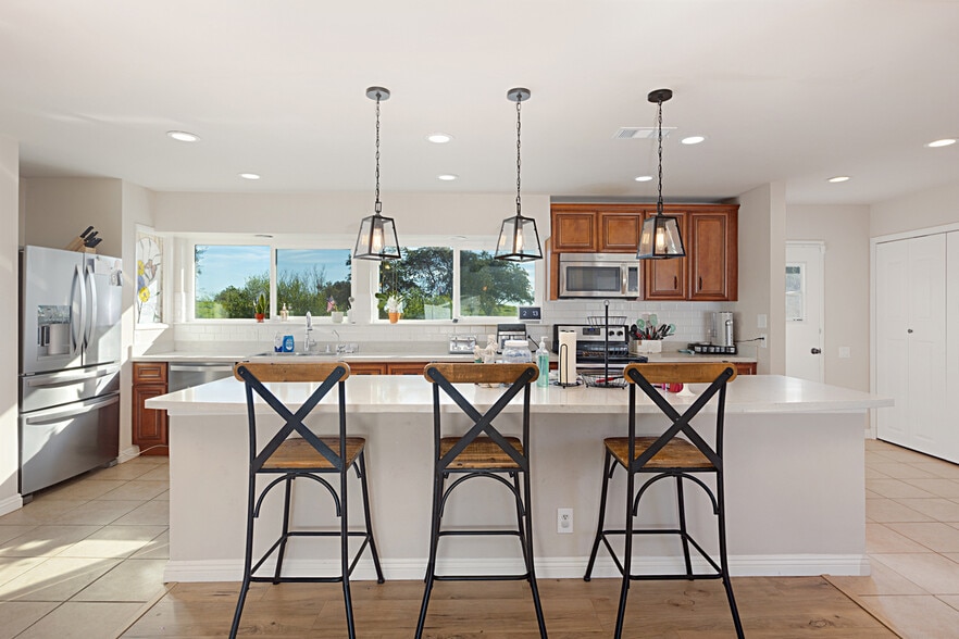 Building Photo - 1720 Via Entrada