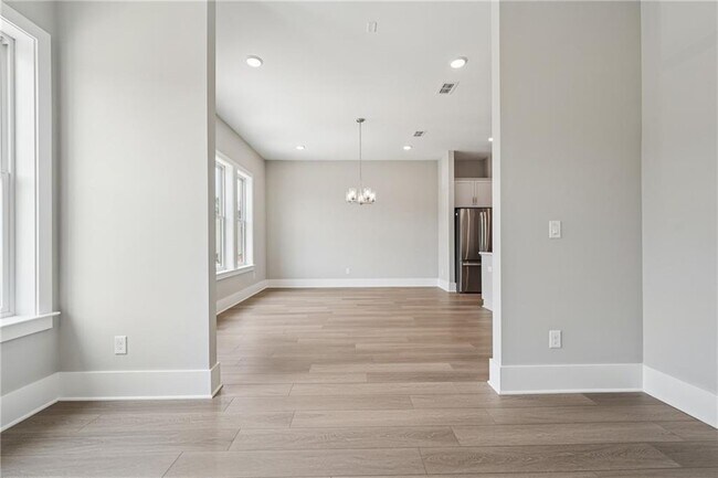 Building Photo - 597 Red Clay Farms
