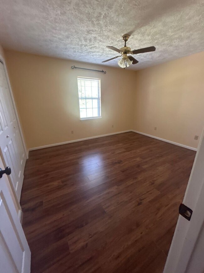 Building Photo - 3 bedroom/2 bath rental home on Ashmore Barden Rd - Lincolnton, GA - $1800/month - price includes...