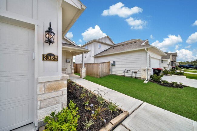 Building Photo - 31022 Perdido Vly Ln