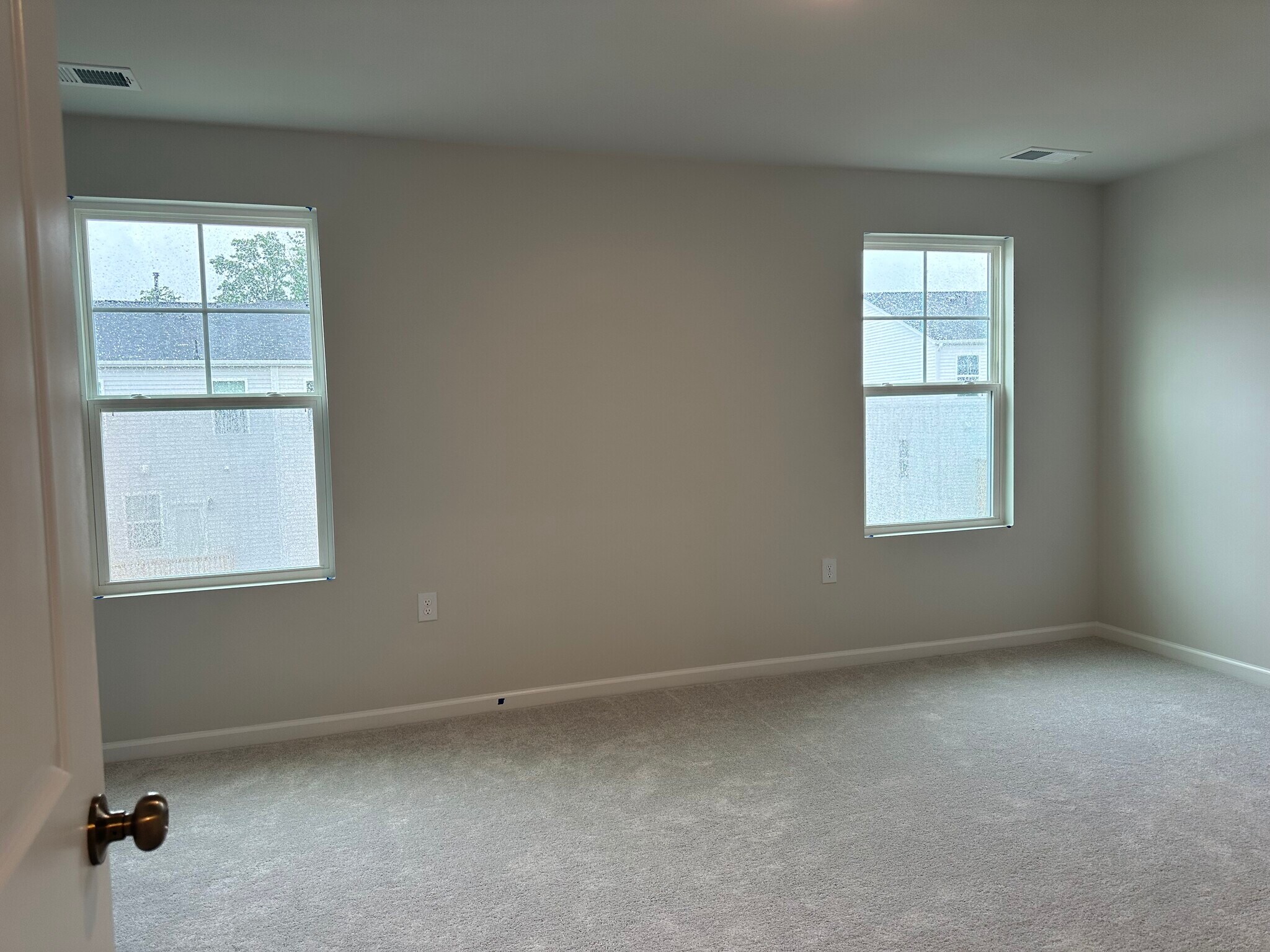 Building Photo - 2517 Kasota Ln