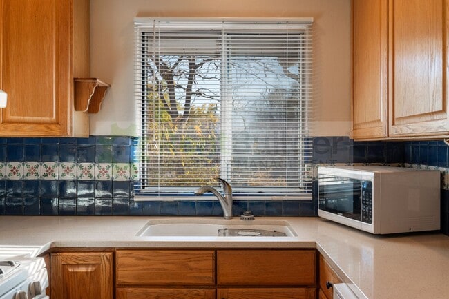 Building Photo - CALL US TODAY AT (505) 892-4400 TO SCHEDUL...