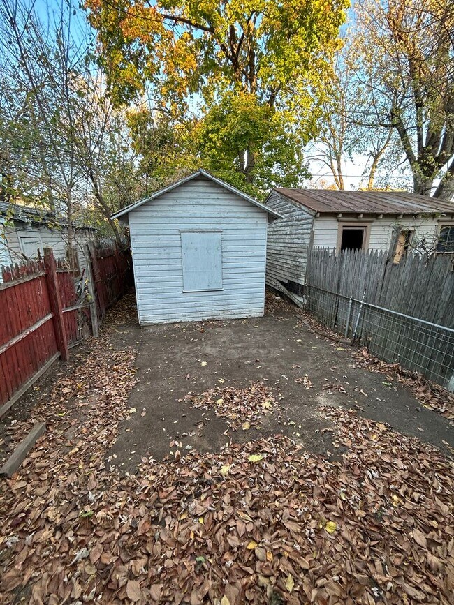 Building Photo - 350 Cleveland Ave