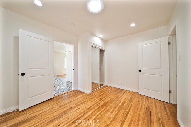 Building Photo - 1217 Camelia Dr