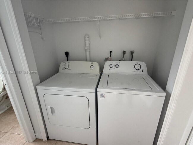 Building Photo - 25118 SW 124th Ct