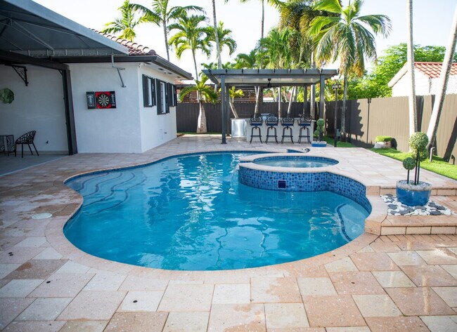 Building Photo - 14361 SW 31st St