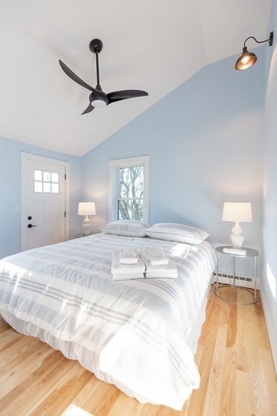 Building Photo - 18 Beach St