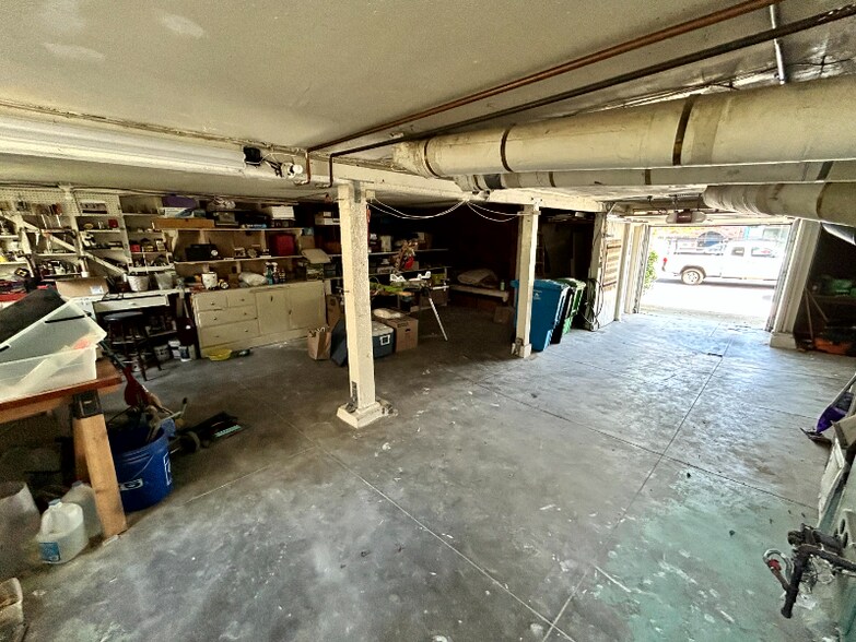 Building Photo - 2127 Cabrillo St