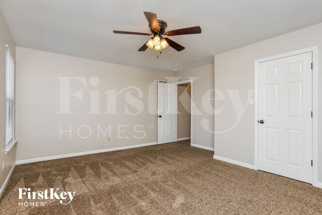 Building Photo - 7796 Boatside Dr