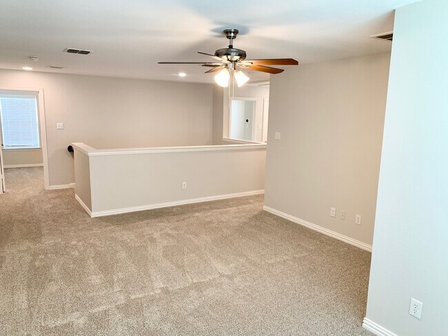 Building Photo - 7133 Derbyshire Dr