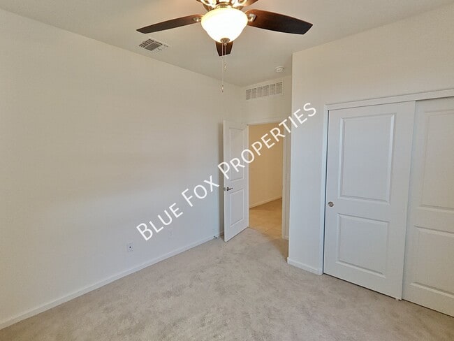 Building Photo - 6906 W Indian Clover Way