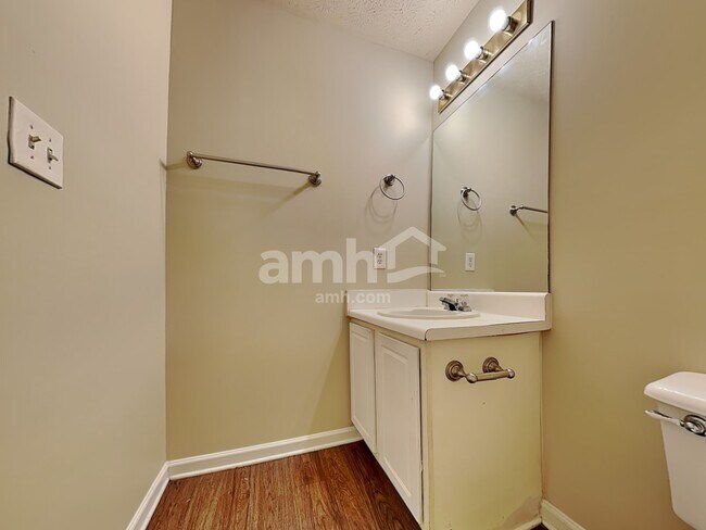 Building Photo - 2603 Old Rex Morrow Rd