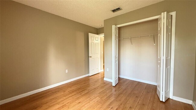 Building Photo - 2406 Violet Ct
