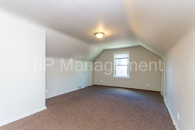 Building Photo - 14209 Emery Ave