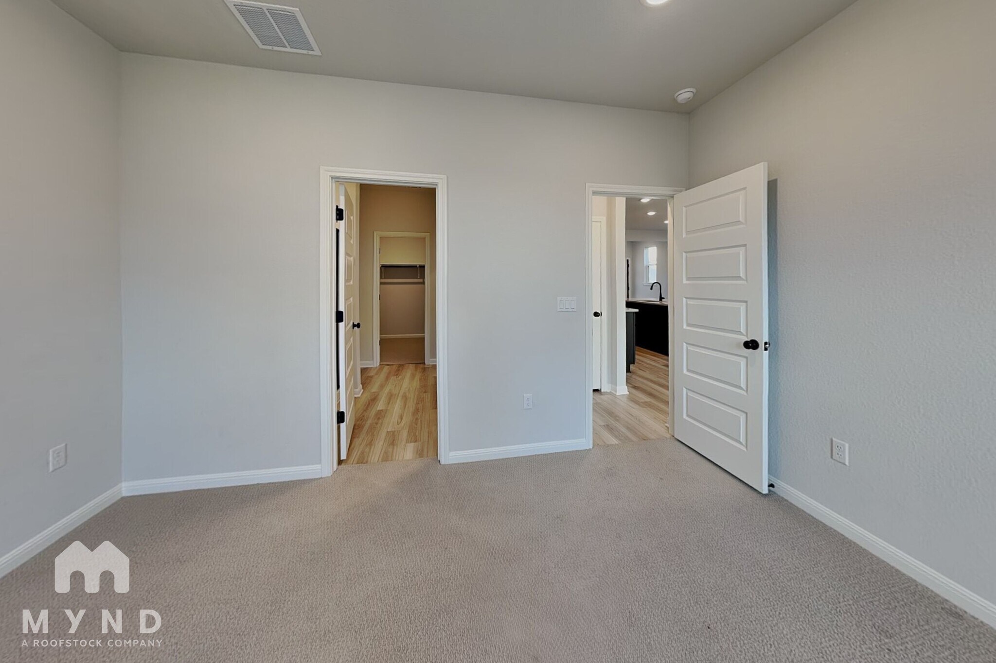 Building Photo - 8003 Andravida Dr