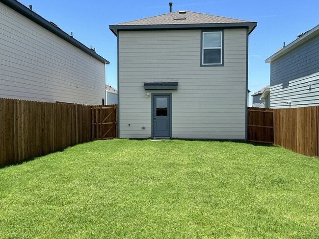 Building Photo - 4484 Bonney Ave