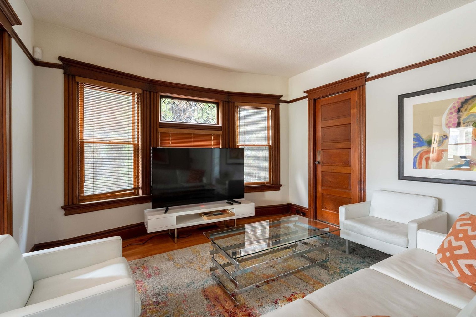 Building Photo - 26 NE 11th Ave