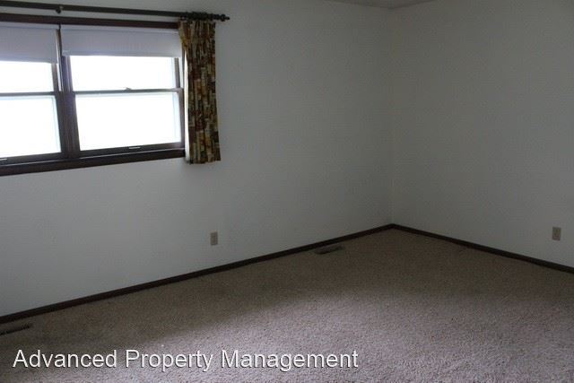Building Photo - 3 br, 2 bath House - 3155 Ella Ln