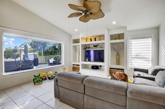 Building Photo - 18950 SW 16th St