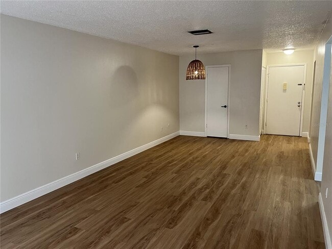 Building Photo - 4606 W Gray St