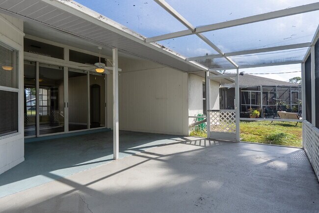 Building Photo - RENT THIS HOME WITH ZERO DEPOSIT