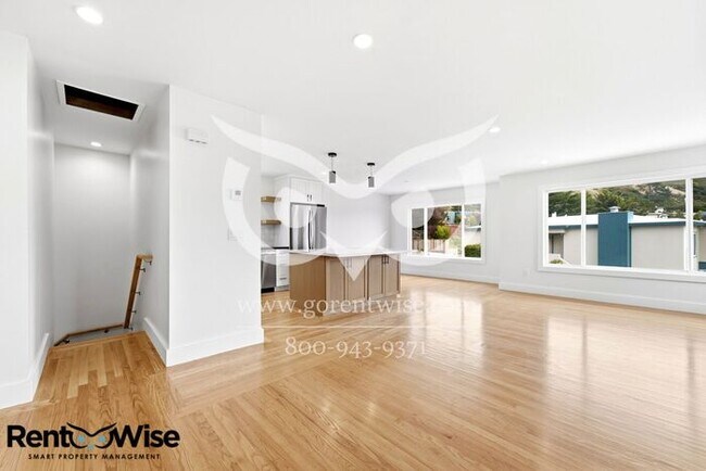 Building Photo - 1 Marview Way