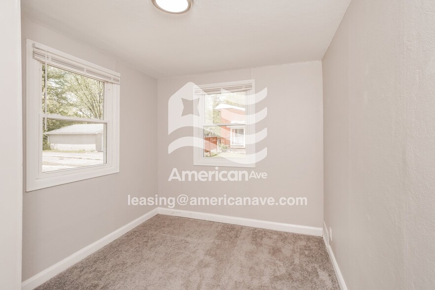 Building Photo - 1727 Klerner Ln