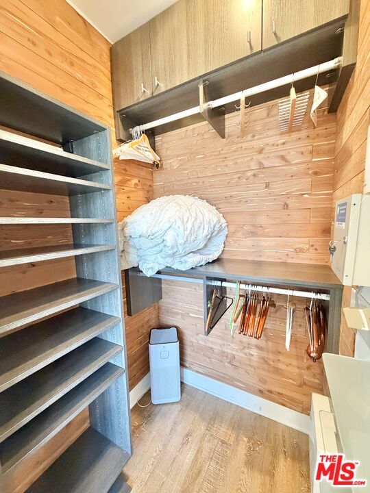 Building Photo - 2753 Waverly Dr
