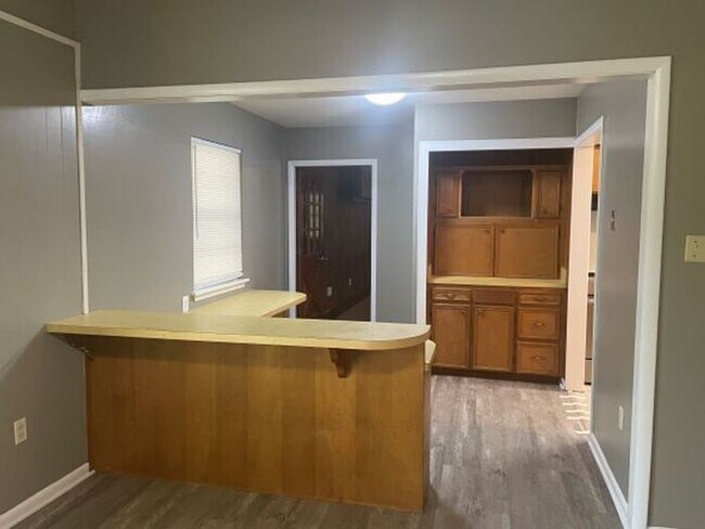 Building Photo - Coming Soon West Conway With Bonus Room