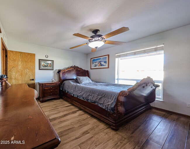 Building Photo - 16227 North 21st St