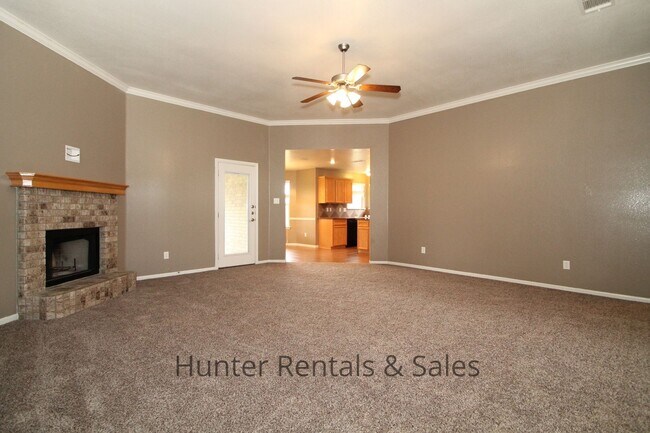 Building Photo - Timber Ridge Estates Beauty!